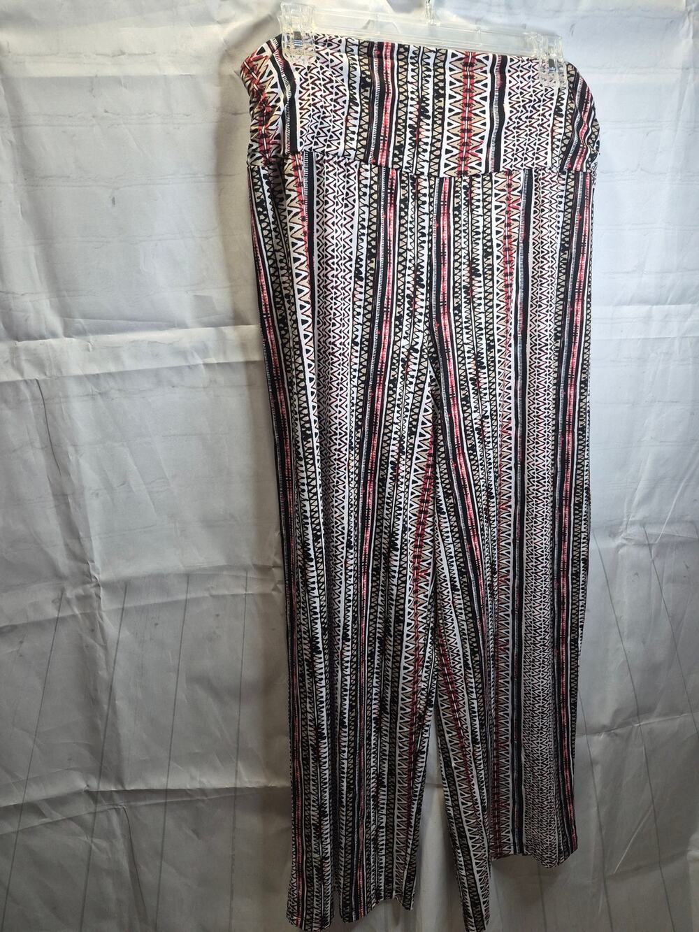 I. N. Studio Pants  Size 14 wide legs Bohemian look. Pre-Owned.